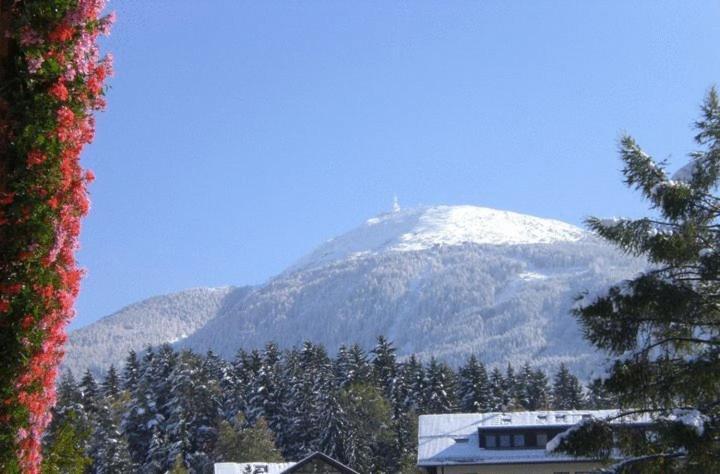 Haus Angelika - Bed & Breakfast - Innsbruck/Igls ภายนอก รูปภาพ